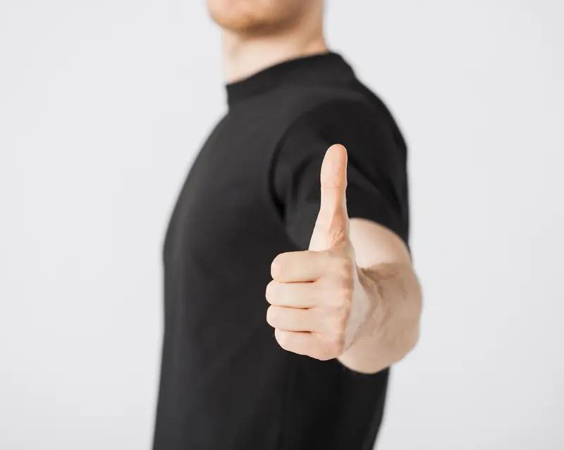 别再瞎混圈子了！

     跟优秀的人待久了，你才知道自己差在哪

     