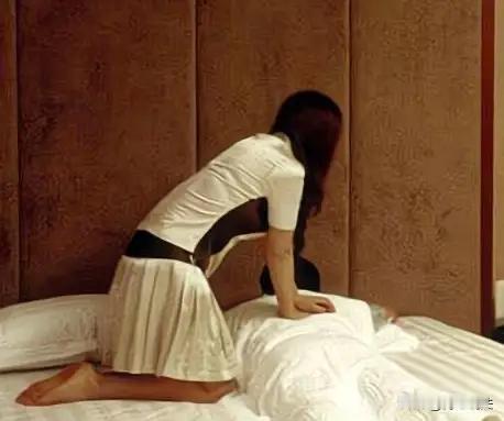 贵州威宁这起养生馆猝死纠纷，引发全网对“安全保障义务”的热议！男子何某到养生馆按