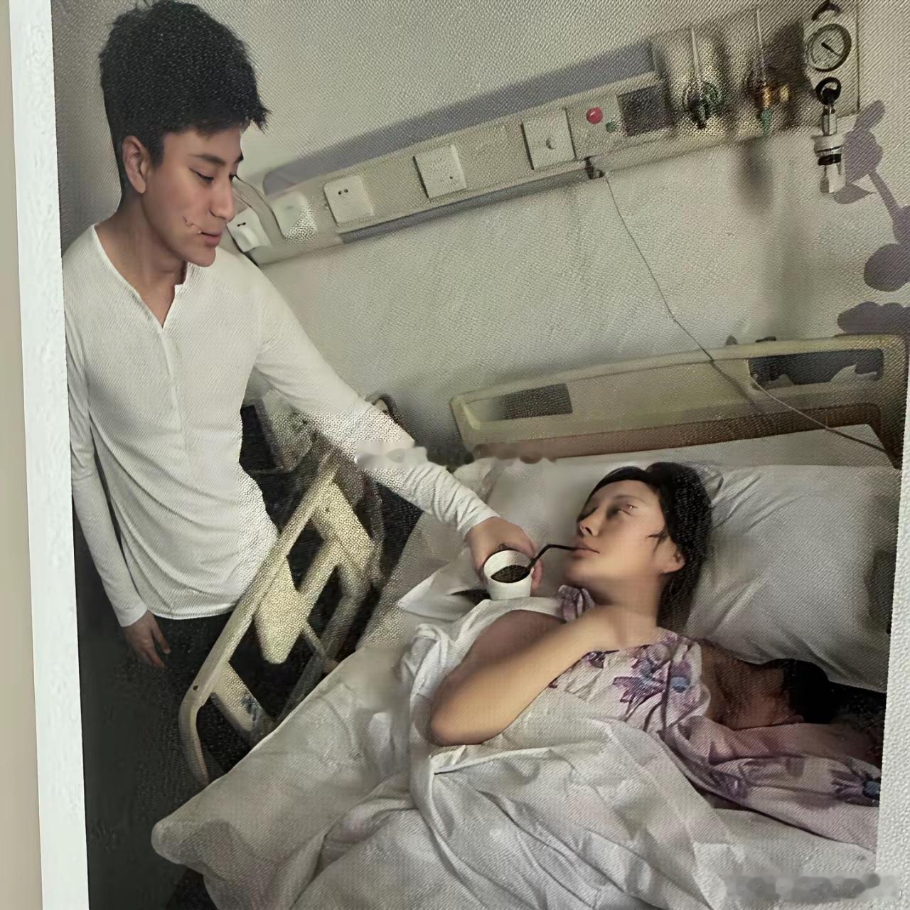 当年贾乃亮掏心掏肺照料李小璐，到头来还是落得一场空！贾乃亮和李小璐2010年相恋