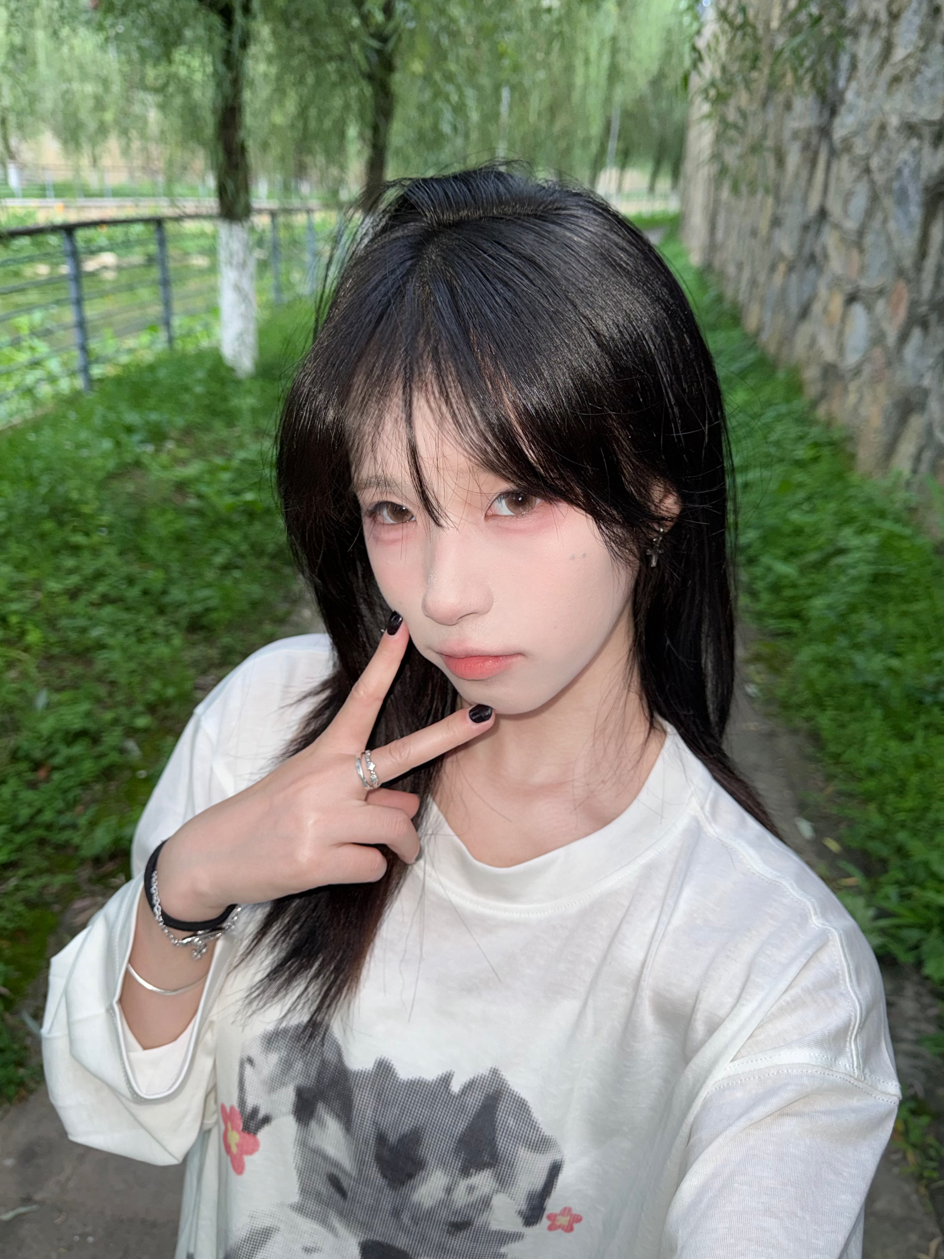 好绿出去就被蚊子咬的我😭………>_