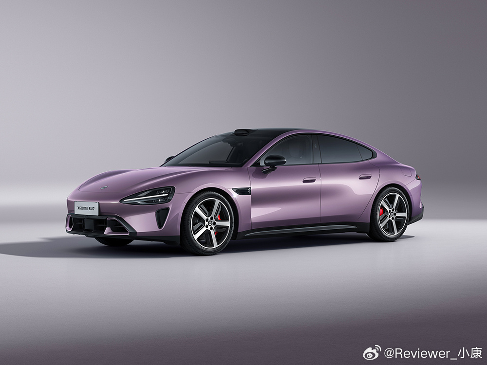 新一代SU7颜色总览，个人觉得绿色优于蓝色。另外粉色、金色、洋红太接近了，应该砍