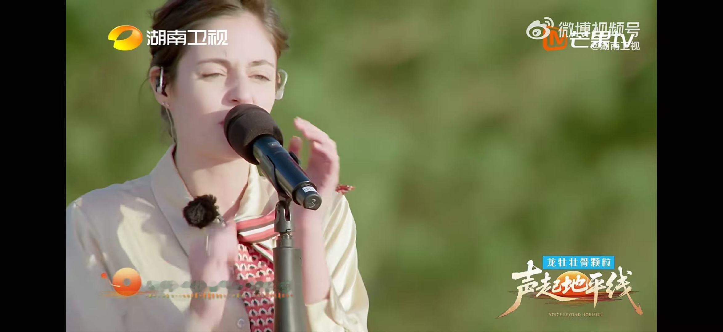 蔡国庆听哭了声起地平线能让蔡国庆动容落泪，这舞台的情感浓度真的拉满了 