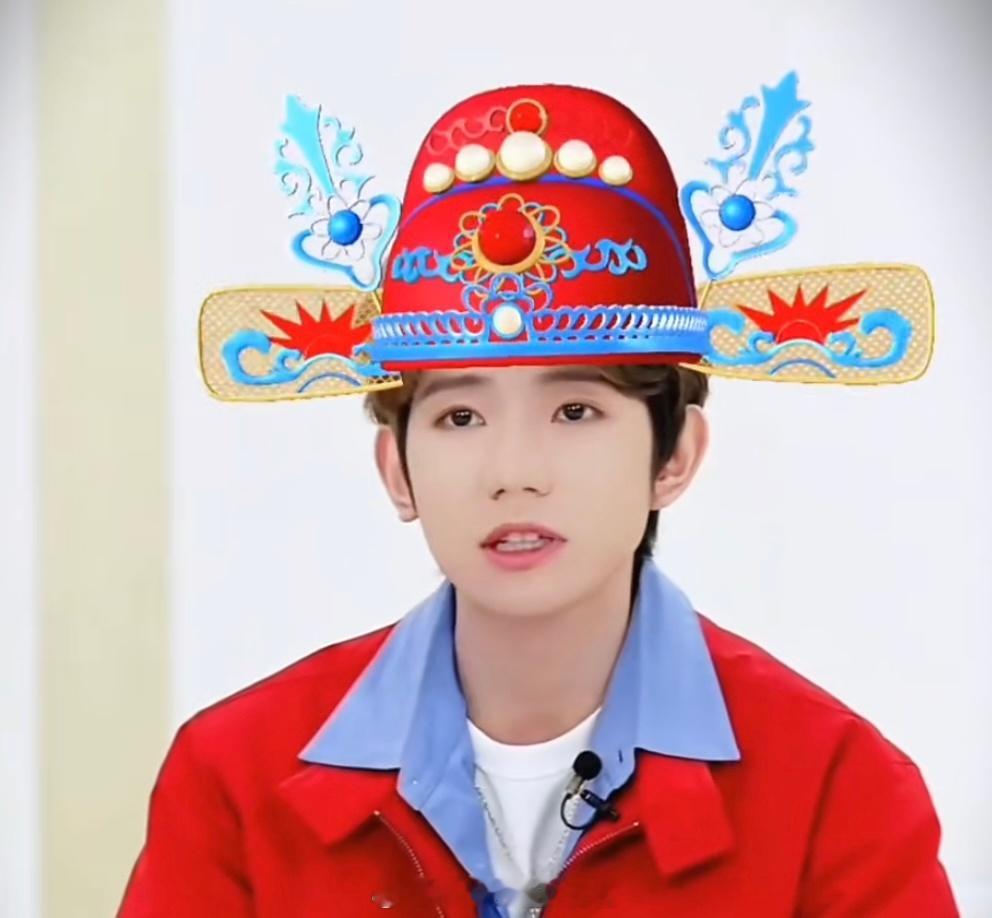 王源直播好多特效全世界的特效都向王源吻了上来那很萌了～ 