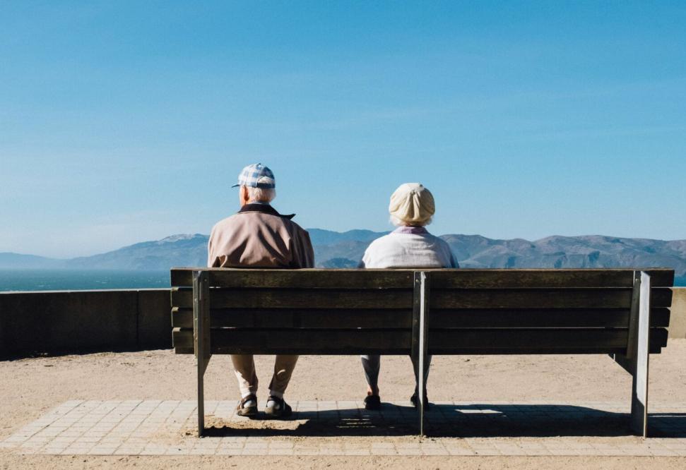 【胡文琦：给卫福部的接地气与与时俱进按赞】
媒体报导，日昨行政机构负责人卓荣泰在