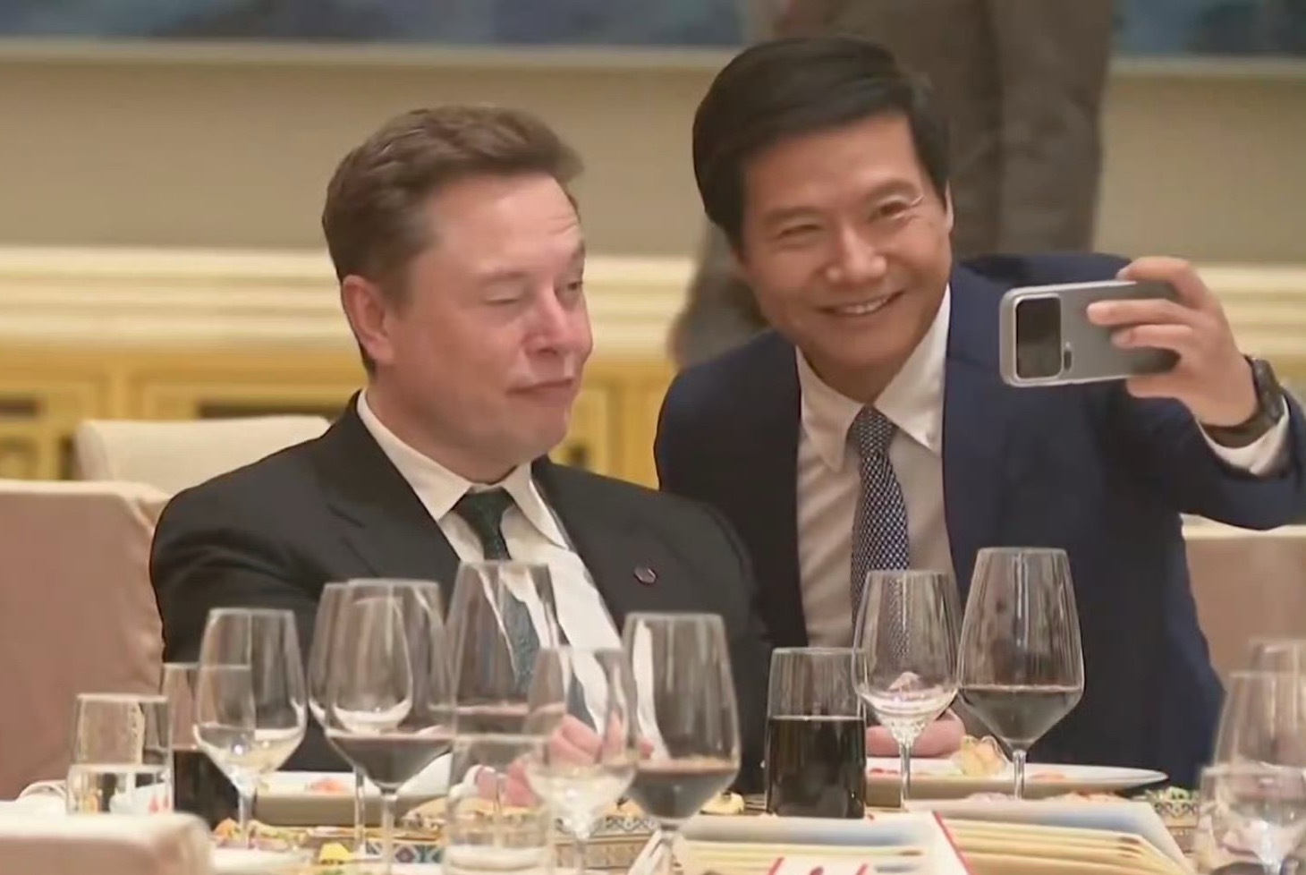 雷总合影什么时候发