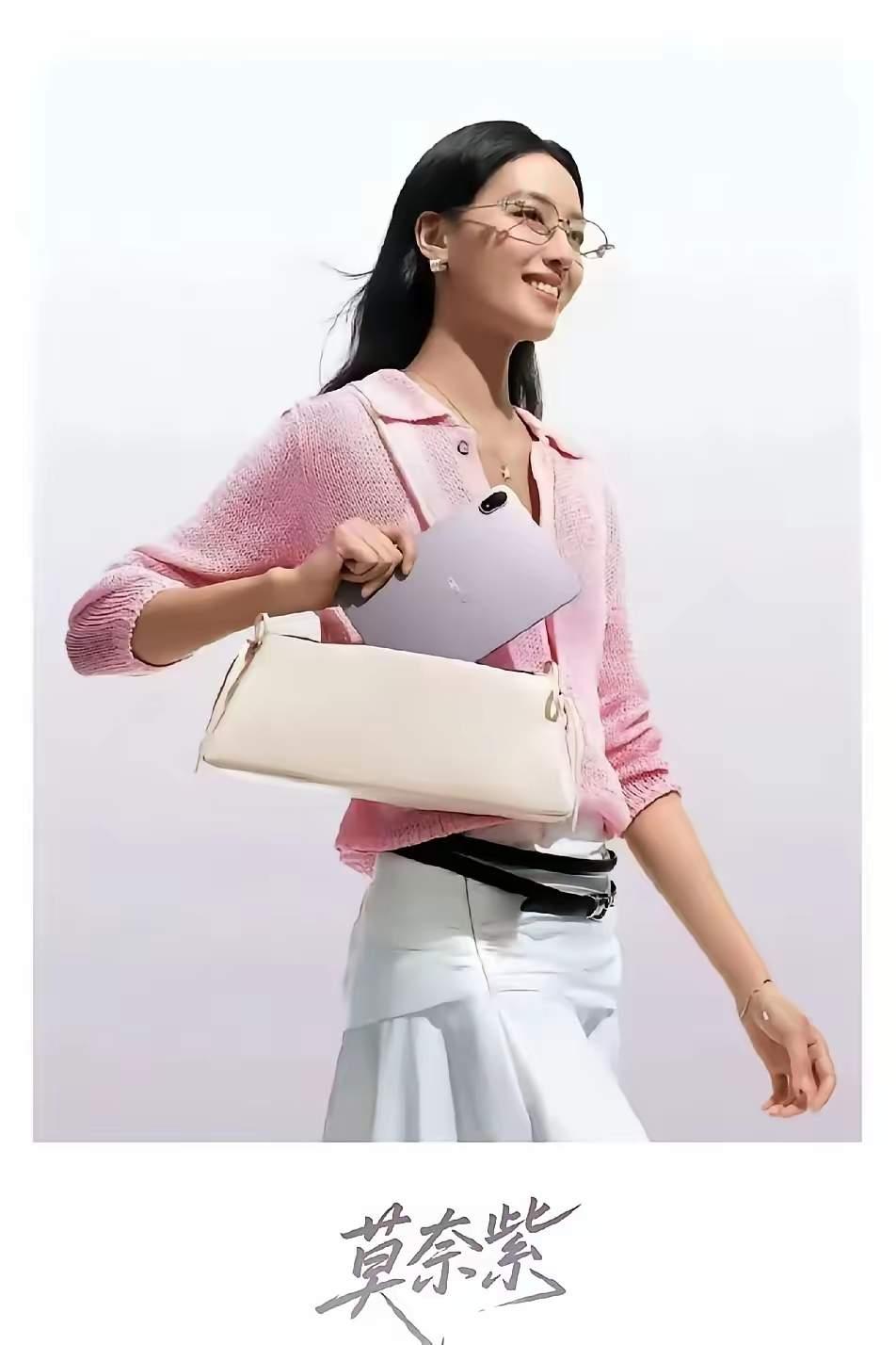 莫奈紫，很高雅，很写实，莫字，明显不是动词，而是否定副词，是一种自信体现。