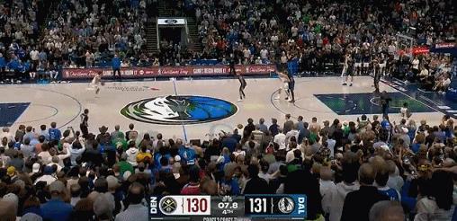 甩锅？约基奇绝杀一攻传了！

从正常比赛的角度来看，传给大空位的选择没有任何问题