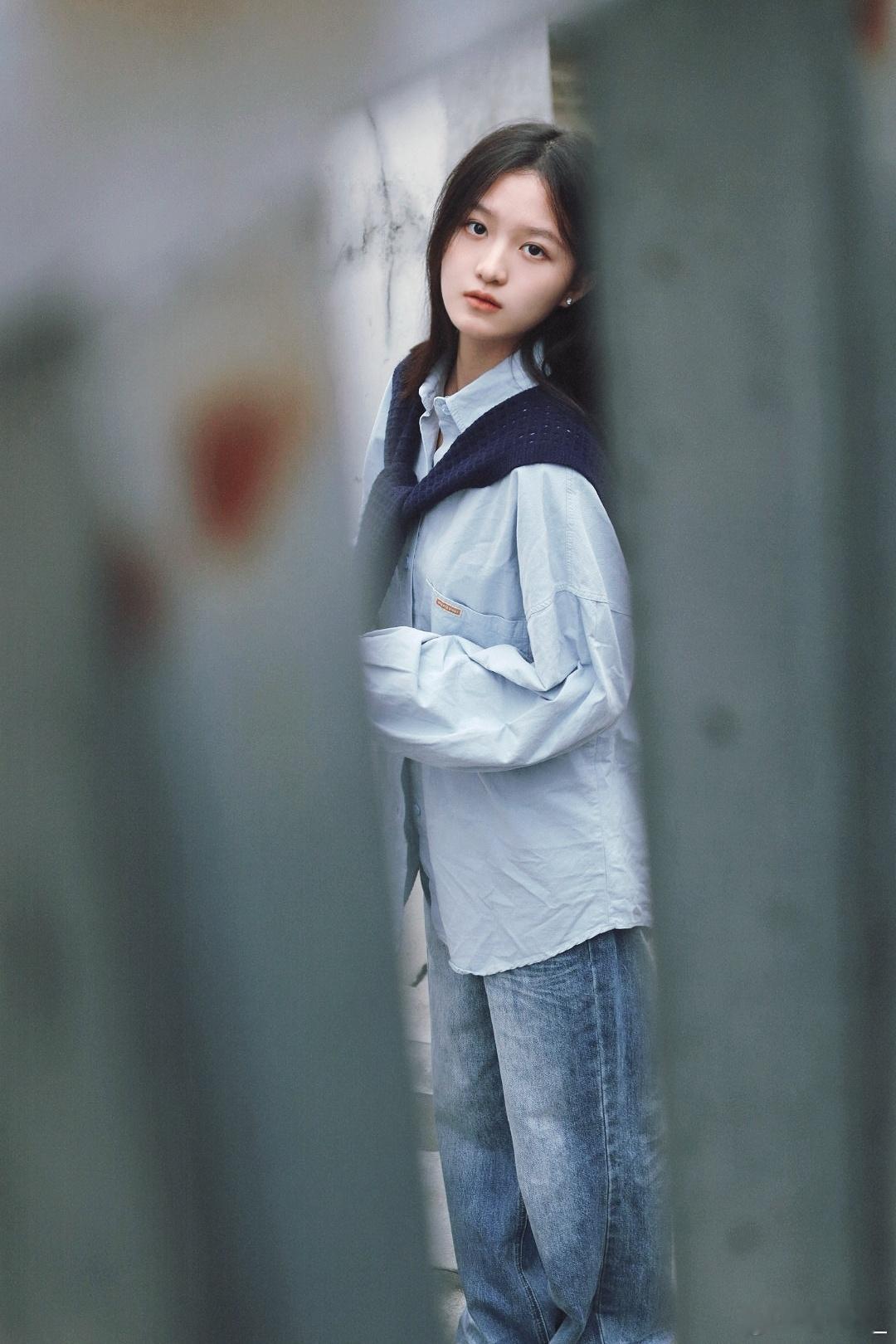 秋天的美我的青春刚刚好框住一整个秋天 ​​​
