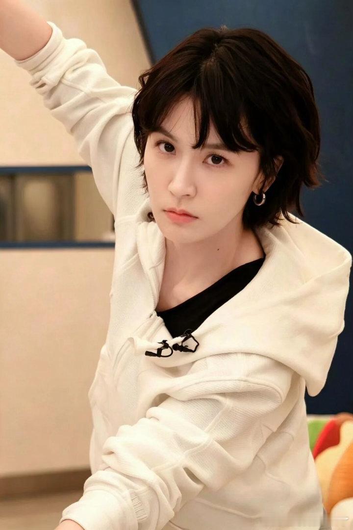 曾沛慈清唱你曾是少年天呐‼️曾沛慈一开口就知道稳了！姐姐清唱《你曾是少年》童年白