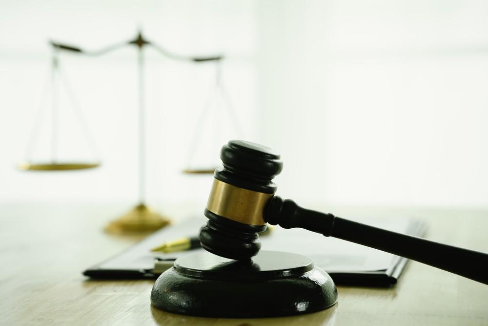 男子中午鱼刺卡喉、上班后不舒服抢救无效身亡,家属工伤诉求再审遭驳回