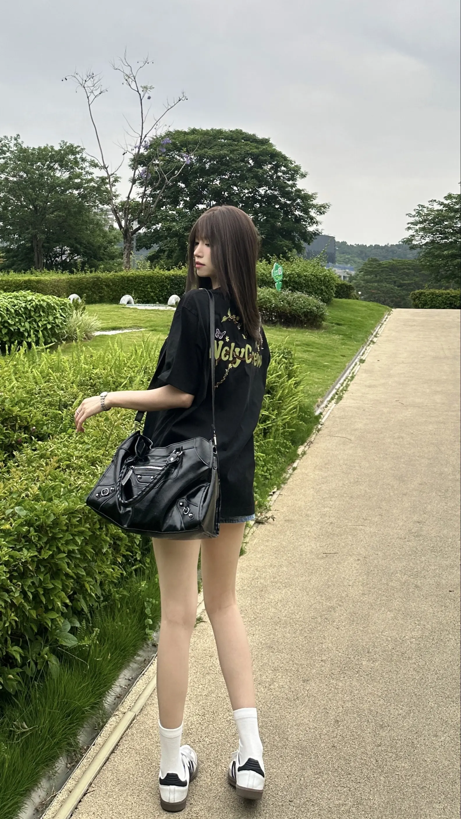 我已亭亭 无忧亦无惧