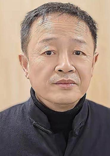 在成都，一名男子曾在32年前签下断亲书离家再无往来。如今双亲相继离世，留下锦江边