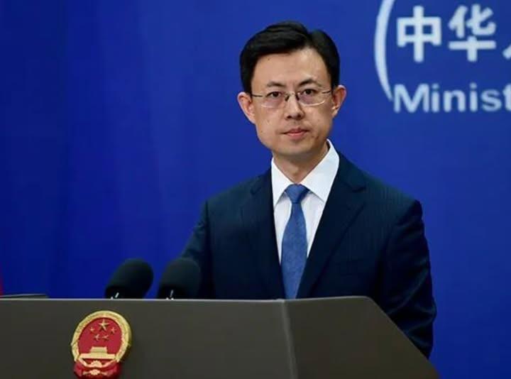 面对南海现状，越南应当读懂现实信号，不能继续沉浸在不切实际的博弈幻想当中。

过