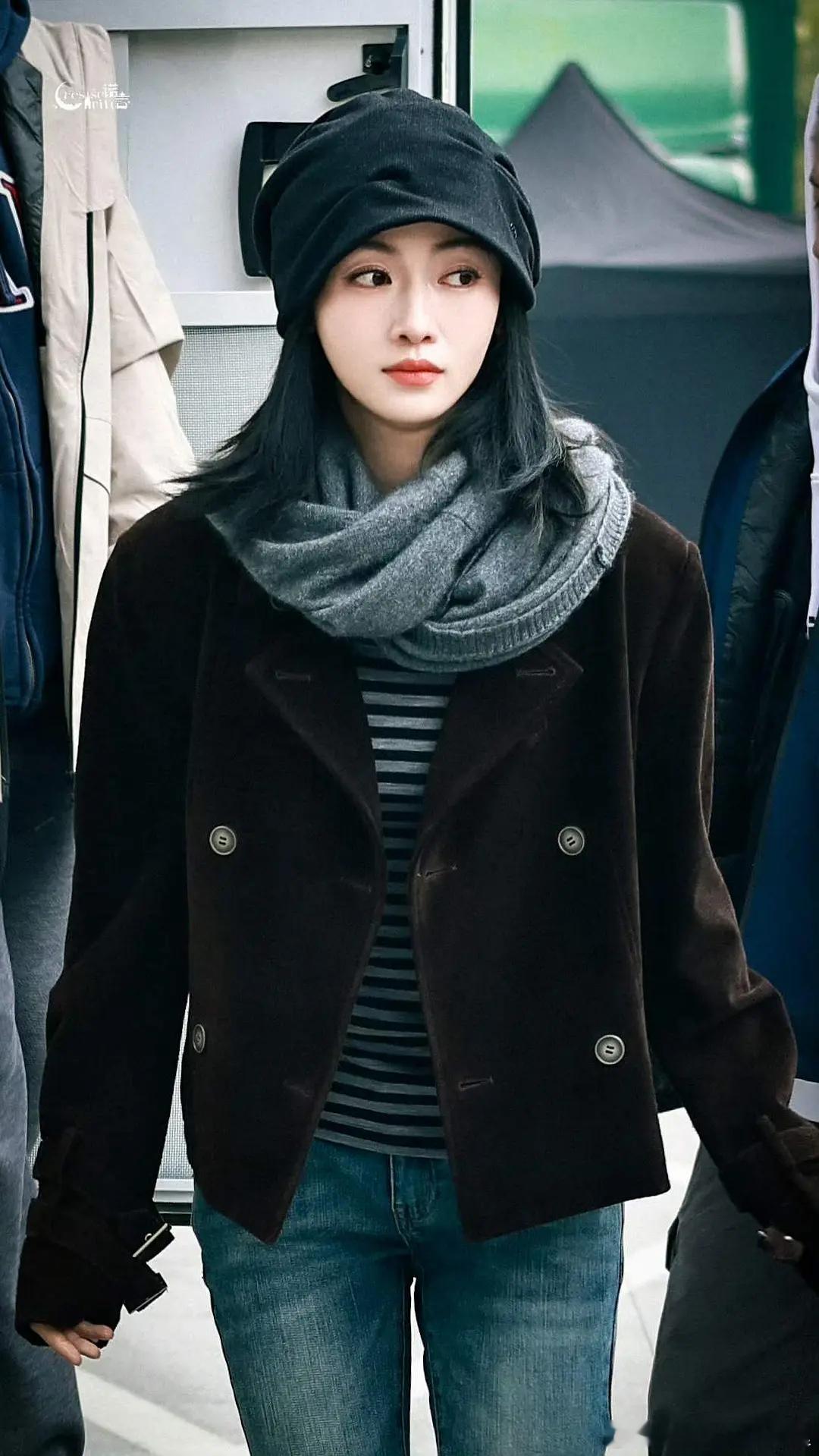 吴谨言新剧开机，悬疑女主现代造型状态如何？ 