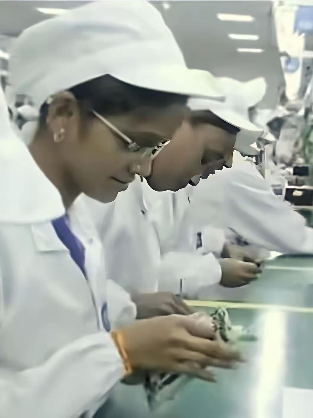 印度泄露iPhone18核心数据，苹果彻底无语！

印度真是个神奇的国家，前不久