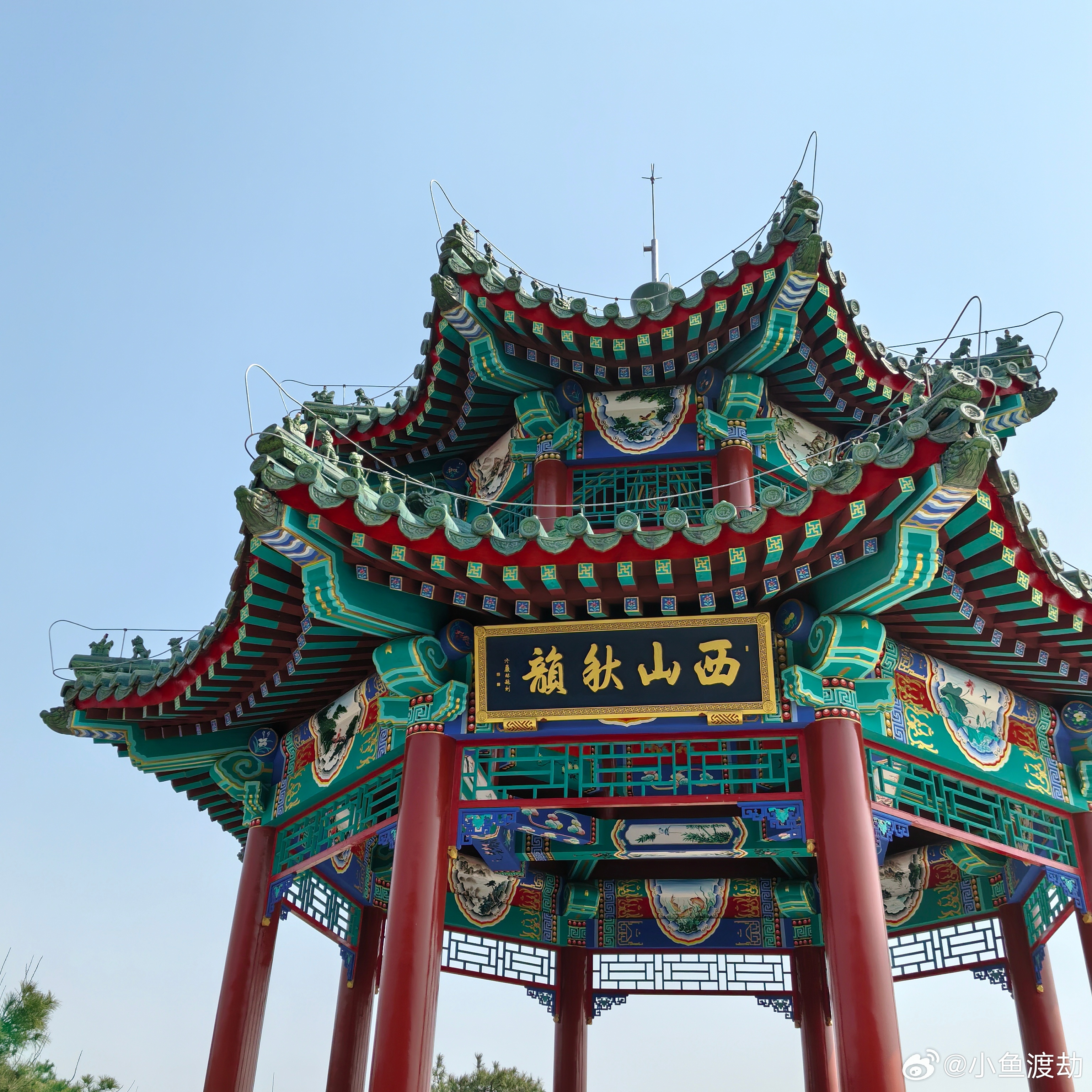 有一件很隐蔽的事在消耗你：过度反思。做错一件事，反复想“我当初为什么不那样说”；