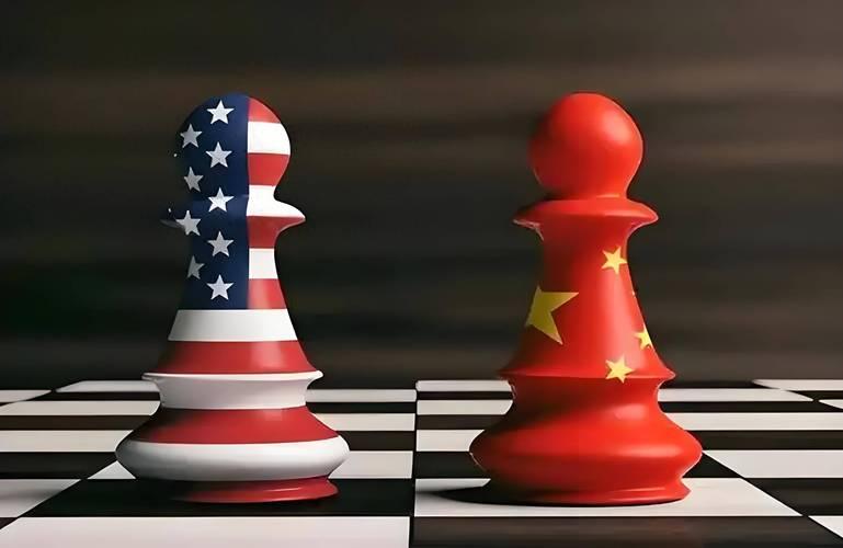 美：老弟！我有个好消息要告诉你。
熊猫：啥好消息？我咋不知道。

美：我决定年底