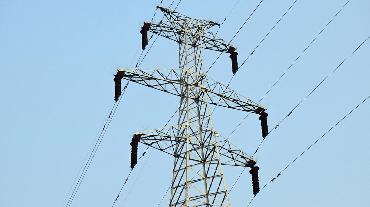 10月全社会用电量8572亿千瓦时，同比增长10.4%，反映经济持续复苏态势。分