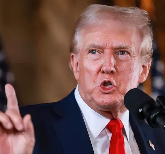 中国大抛美债
当地时间12月18日，根据美国财政部公布的数据显示，全球不少国家和