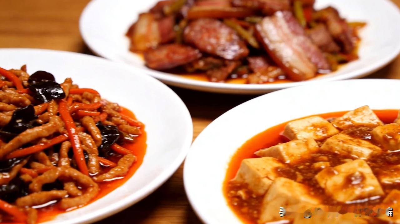 川菜的魂，从来不在辣，在那口“鲜”与“香”。
外地人特别是江南塞北的朋友，一提川