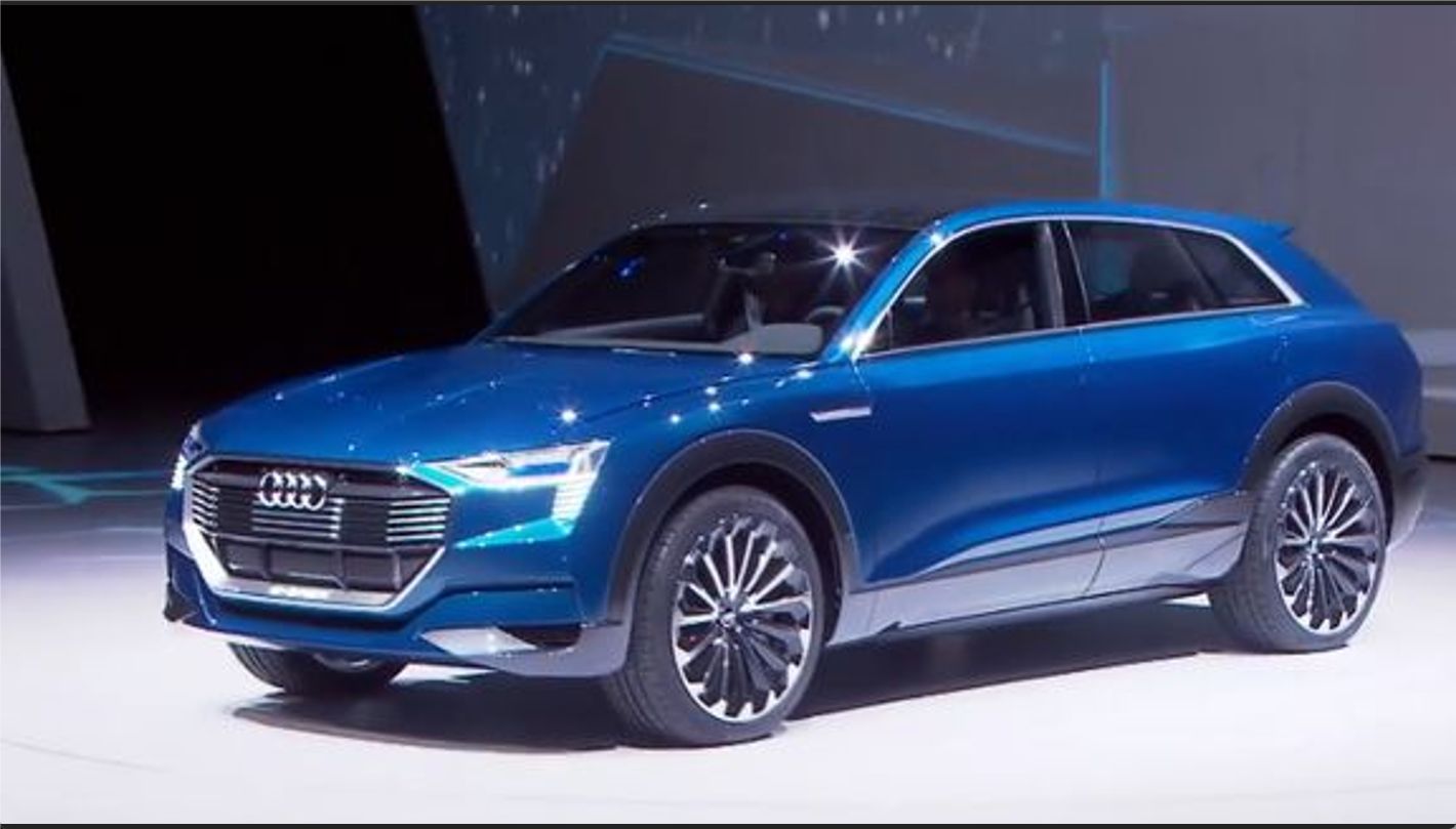 奥迪Q6才叫真正新能源SUV，车顶自带太阳能，连电费都省一大笔！_本视频属于经典老车回顾