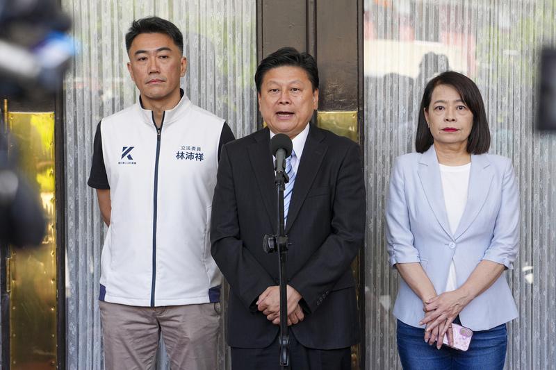 傅崐萁喊话赖清德「珍惜韩国瑜善意」

梅花新闻网 简立欣/台北报道
台湾地区立法