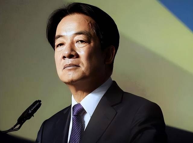 台湾彻底破防：美国态度突然转向，宣布“全面暂停”对台军售。面如死灰！赖清德懵了，