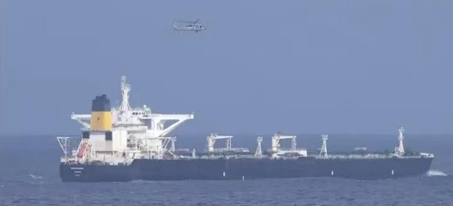 可怜的贝拉一号油轮

被美军满世界追了十天，走投无路眼看要凉，船长也是个狠人，直