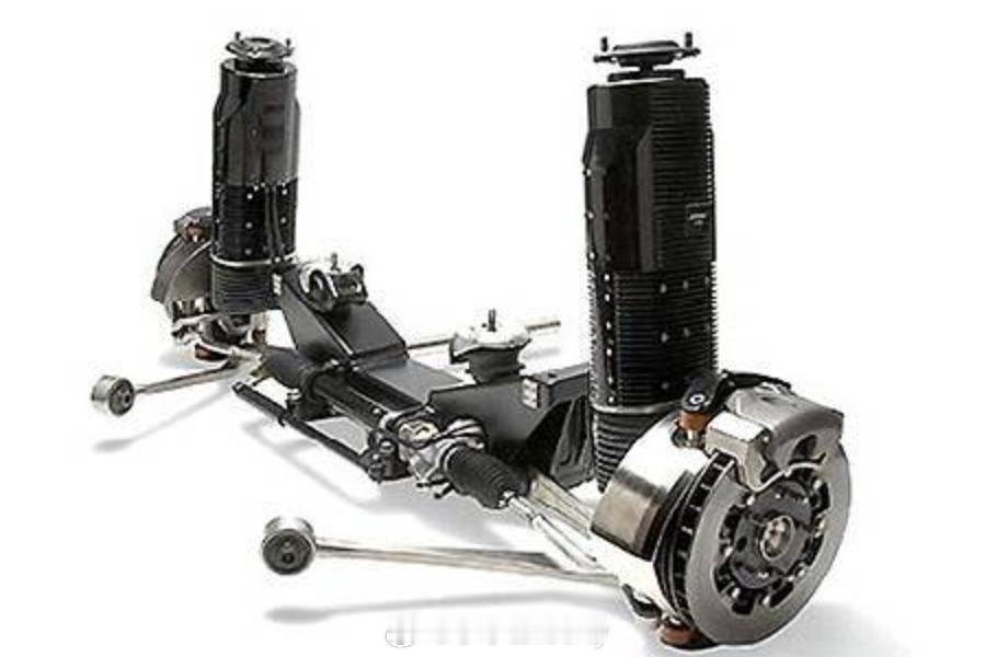 飞坡测试戳破豪华SUV滤镜 真没想到已经成为必备项目了？确实之前没怎么见过飞坡测