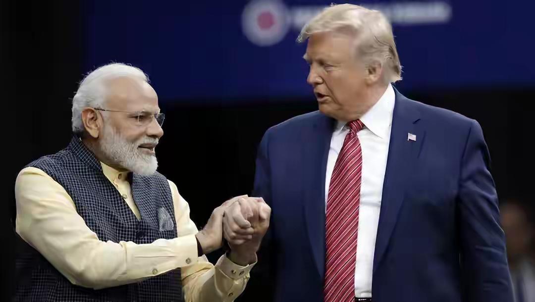 为什么会这么说呢？“若中国成世界老大，美国必将视印度为最大敌人” ！
首先，如果