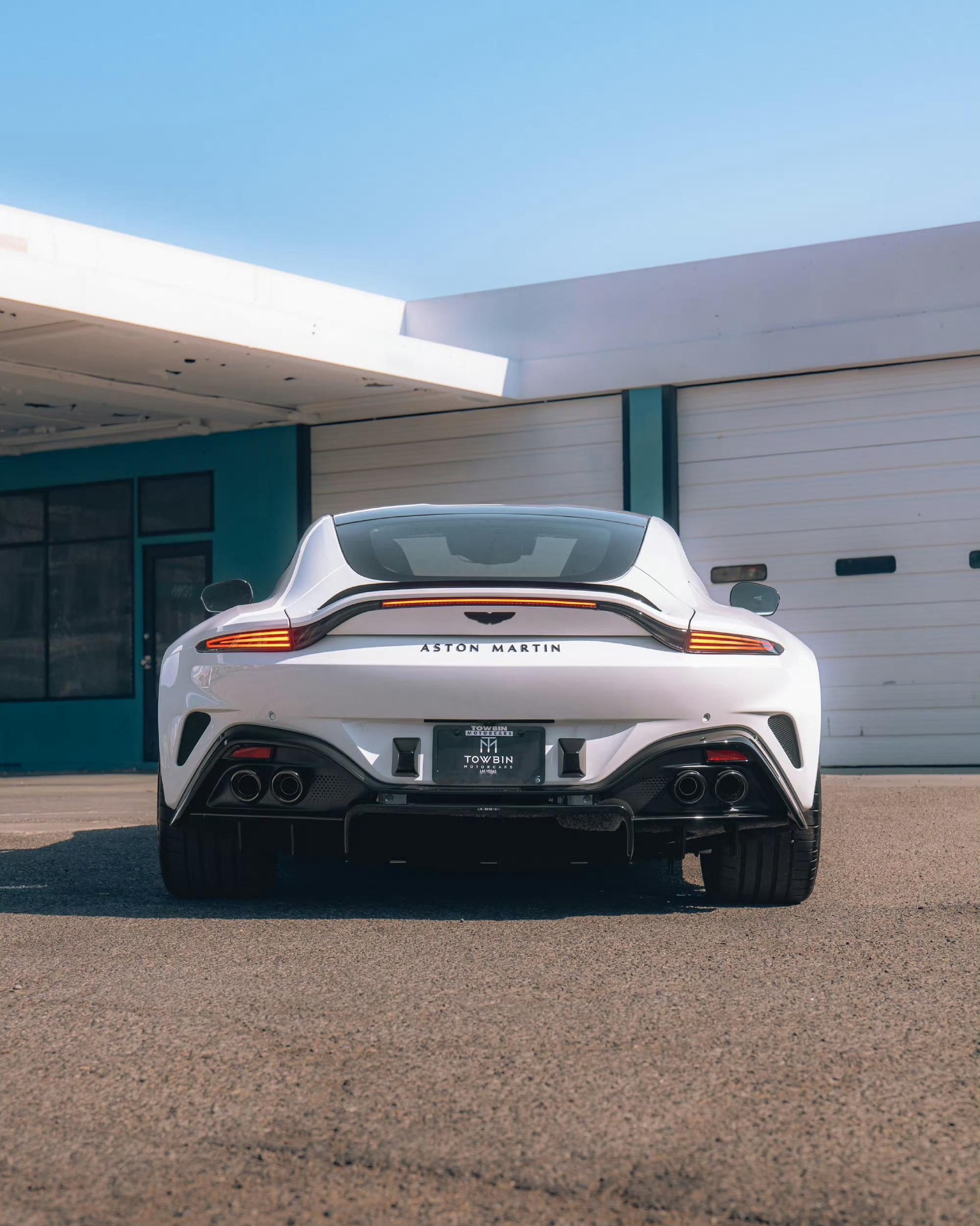 Aston Martin Vantage S｜阿斯顿马丁 