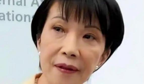 一个在日本的华人说了一句意味深长的话，他的大概意思是，如今中国如果和日本开战，或