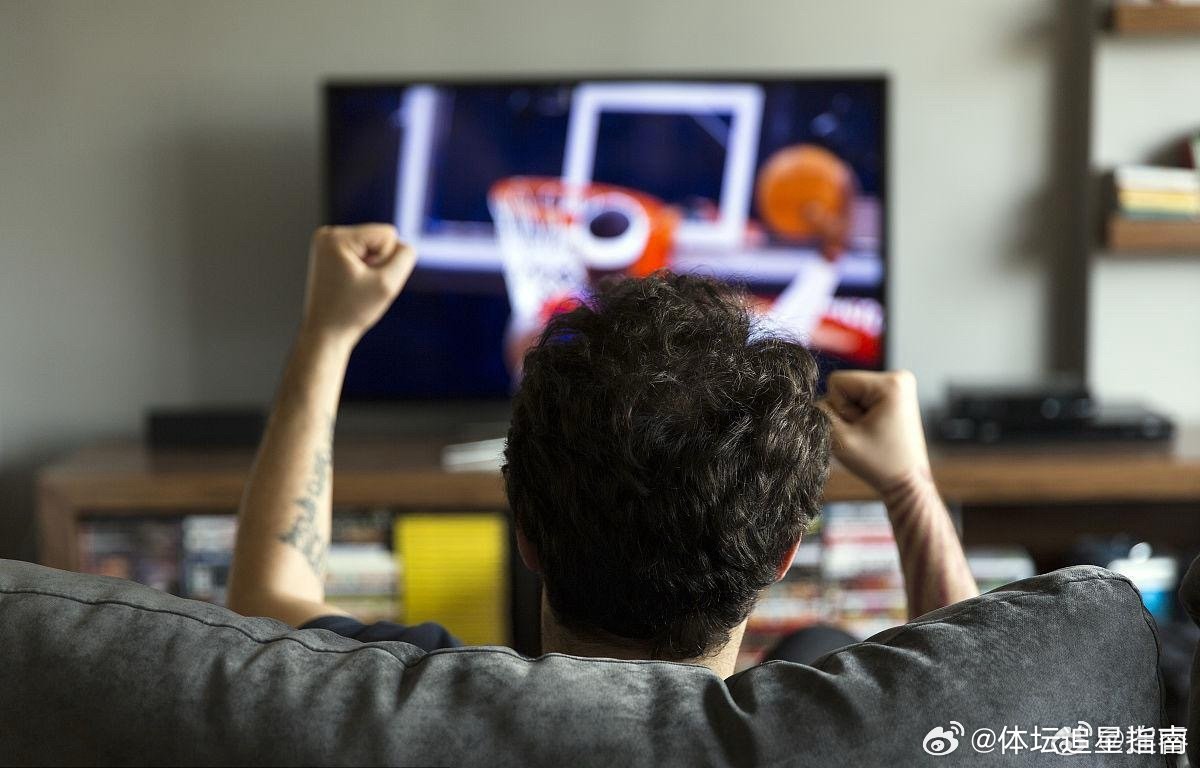 前天看了日本B联赛千叶喷气机vs秋田北部喜悦；今天下午看了韩国KBL昌元LG 猎