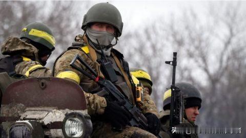 分析师解释说，谁会从乌克兰危机的“冻结”中受益。
盎格鲁撒克逊人将从“冻结”乌克