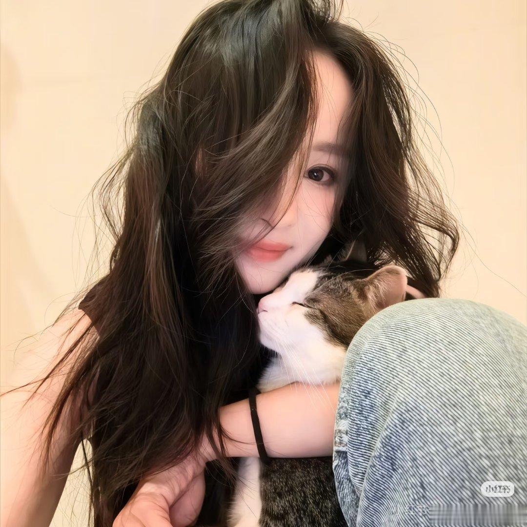 杨幂杨幂又随时随地大小唱了特别欣赏杨幂不被标签束缚的样子，随时随地哼唱歌曲放松自