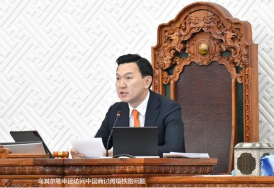 蒙古朝鲜越南这三大邻国，面对中国都做出了同一个抉择
 
乌其尔勒这次带队来访，本