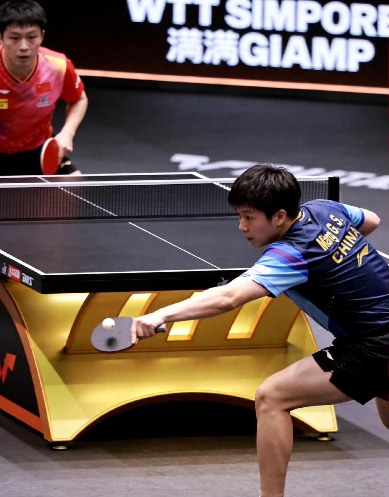 WTT新加坡大满贯热点不断，国乒有喜有忧
 
今天WTT新加坡大满贯赛场看点拉满