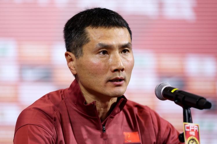 国足3月份将对阵FIFA排名第81的库拉索、FIFA排名第45分的喀麦隆。还有西