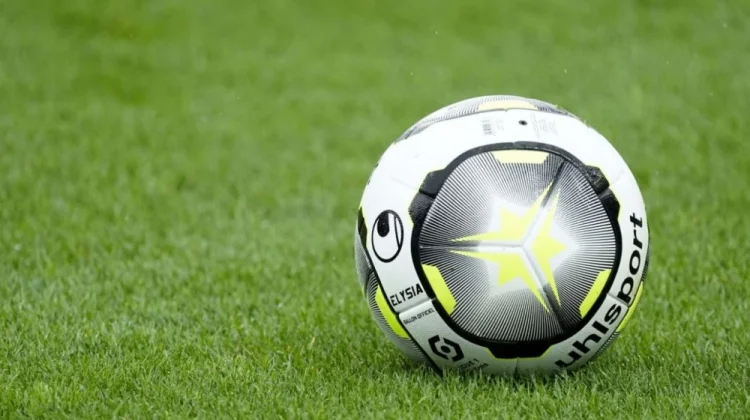 【球员含硬币当护身符不慎吞下致身亡】直播吧12月25日讯 据RMC报道，一名在布