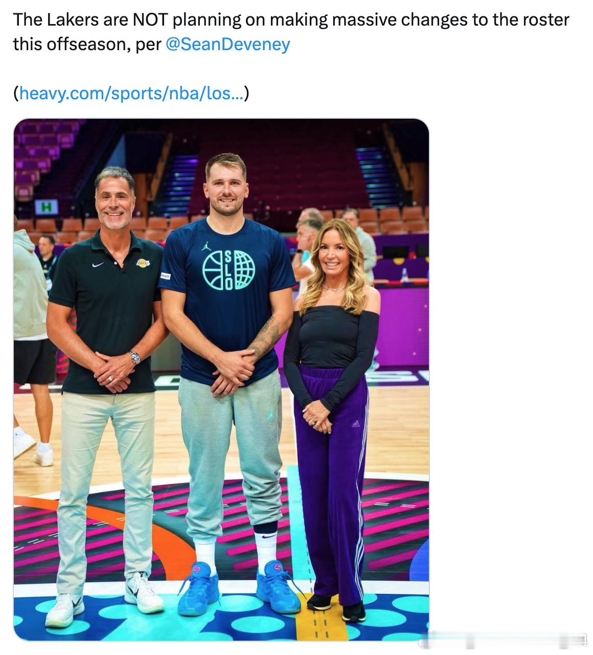 据Sean Deveney报道，湖人并不打算在今年休赛期对阵容进行大规模调整NB