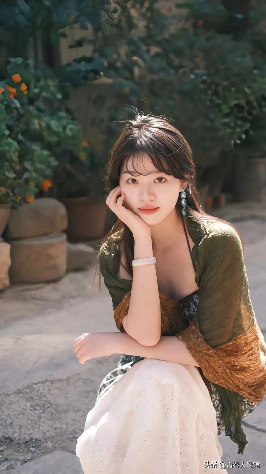 美景美人美游分享穿白色连衣裙的女孩是不是更好看 你认为最好的自己是什么样子的 穿