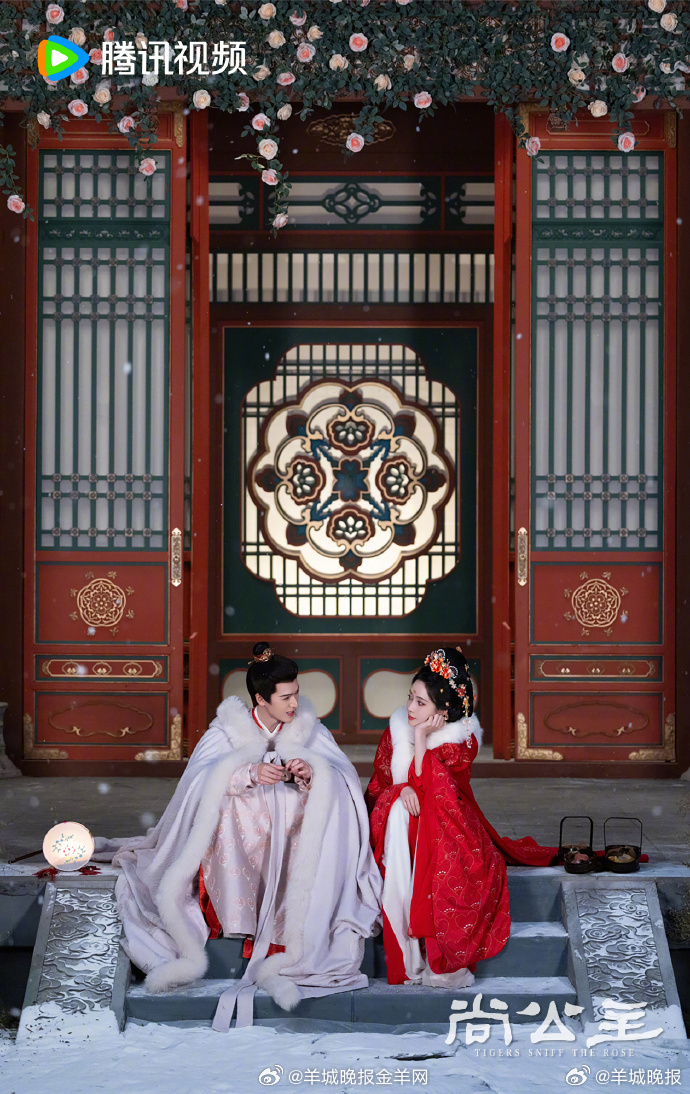 【#孟子义李昀锐情人节九宫格#，你磕到了吗？】今年情人节上午10点，由和主演的古