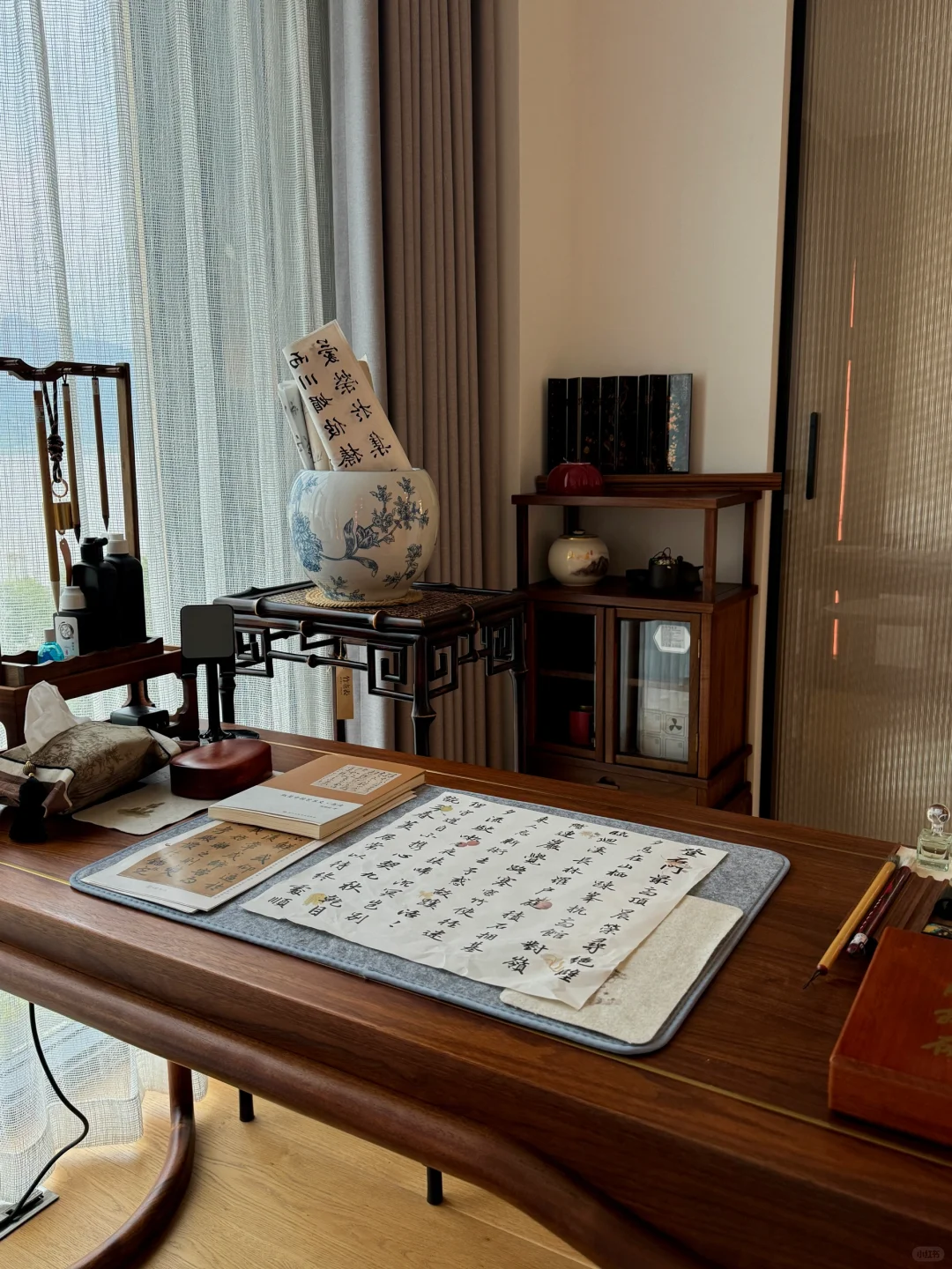 在家里留一平米，置办自己的新中式书房吧