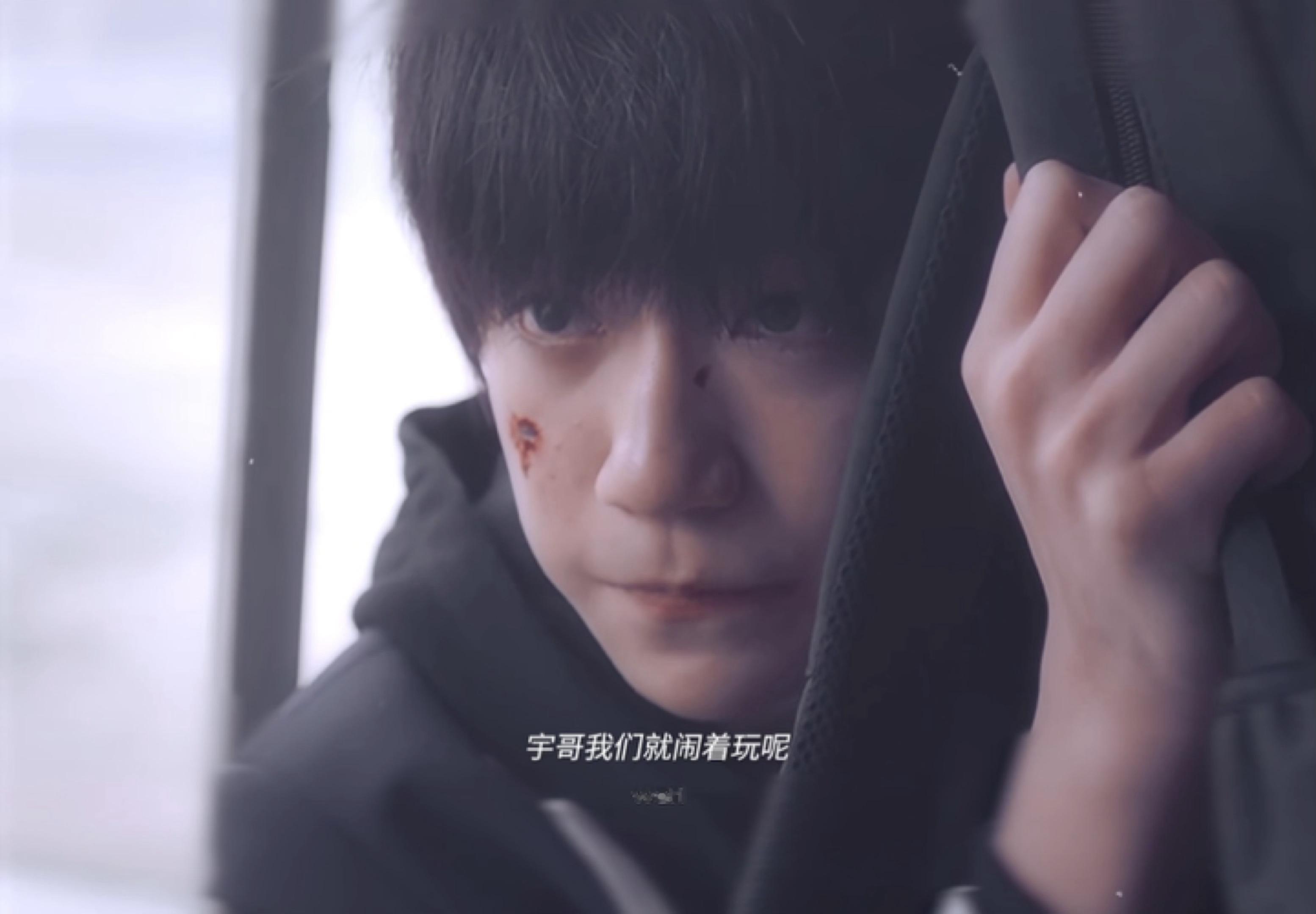 “你穿过汹涌的浪潮 抵达我围困的孤岛”-李浩宇x向南 