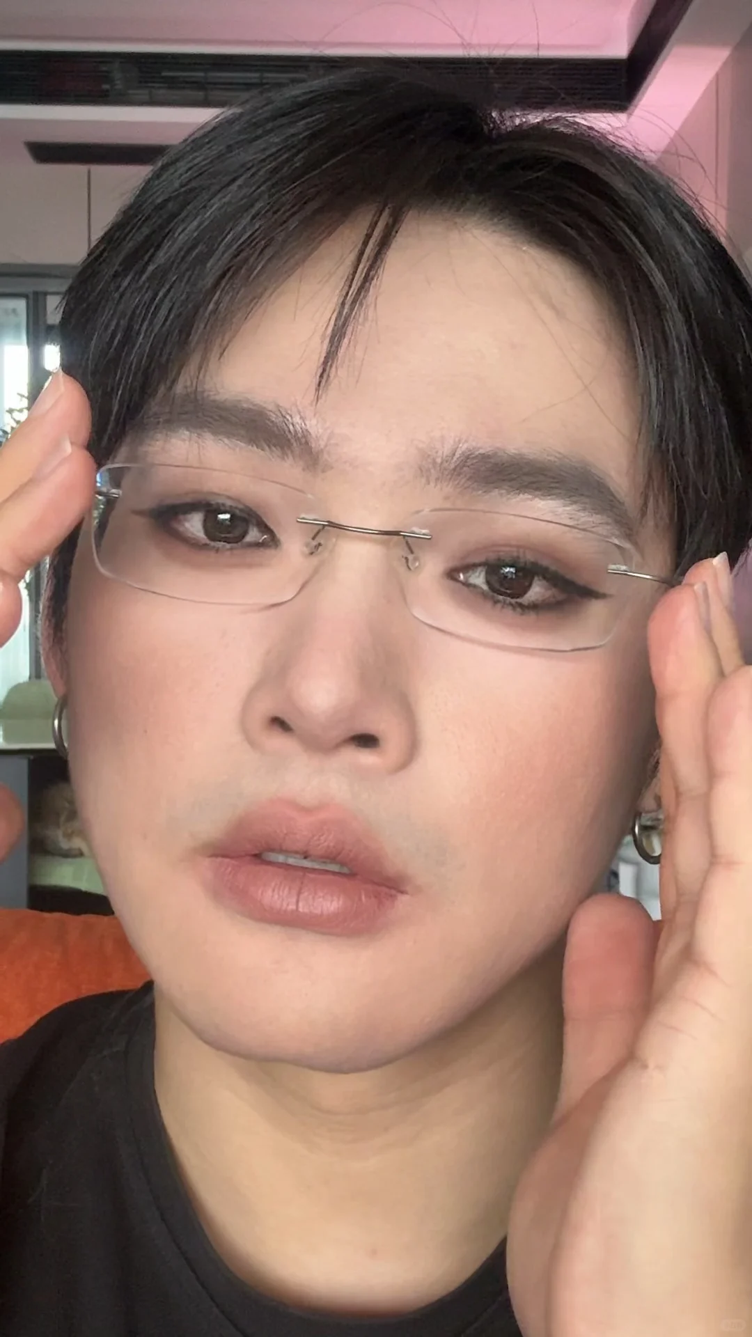 谁的眼睛没有老师550度的小眼睛😆