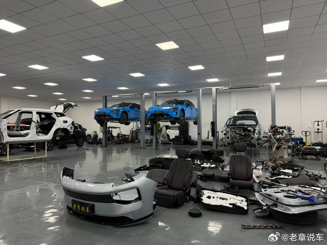 这个蓝色是真帅气新一代su7