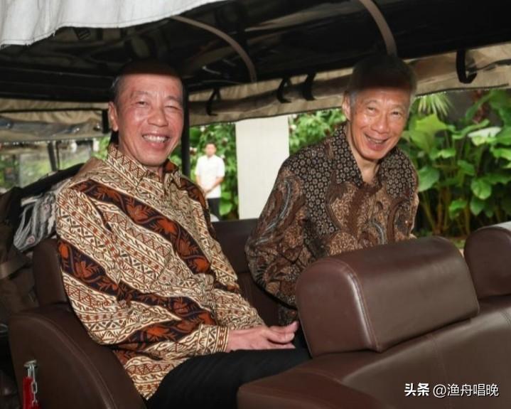 佐科与李显龙在印尼重逢，这对东南亚政坛"老人"深耕政坛数十年，虽然都已卸下国家元