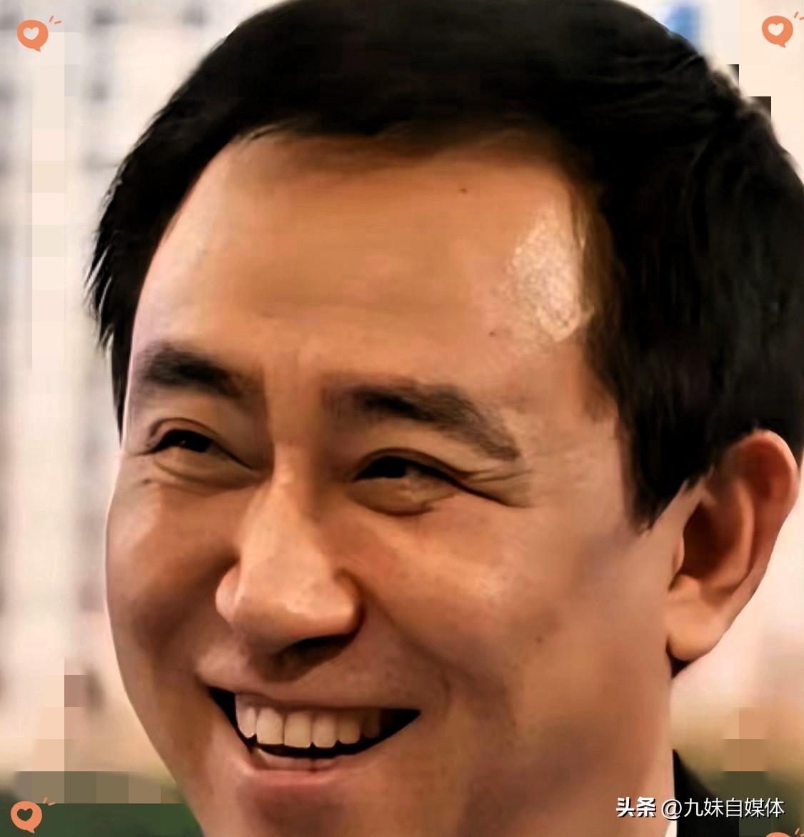 认罪才仨月，许家印又炸雷。那个叫白珊珊的女人，早跑了。
​恒大歌舞团破产，账面3