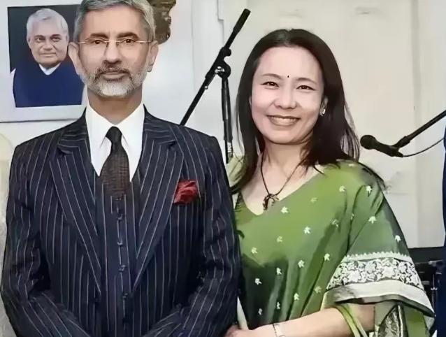 终于醒悟了！印度外长苏杰生称，如果俄罗斯和中国倒下了，那下一个就是印度。

最近