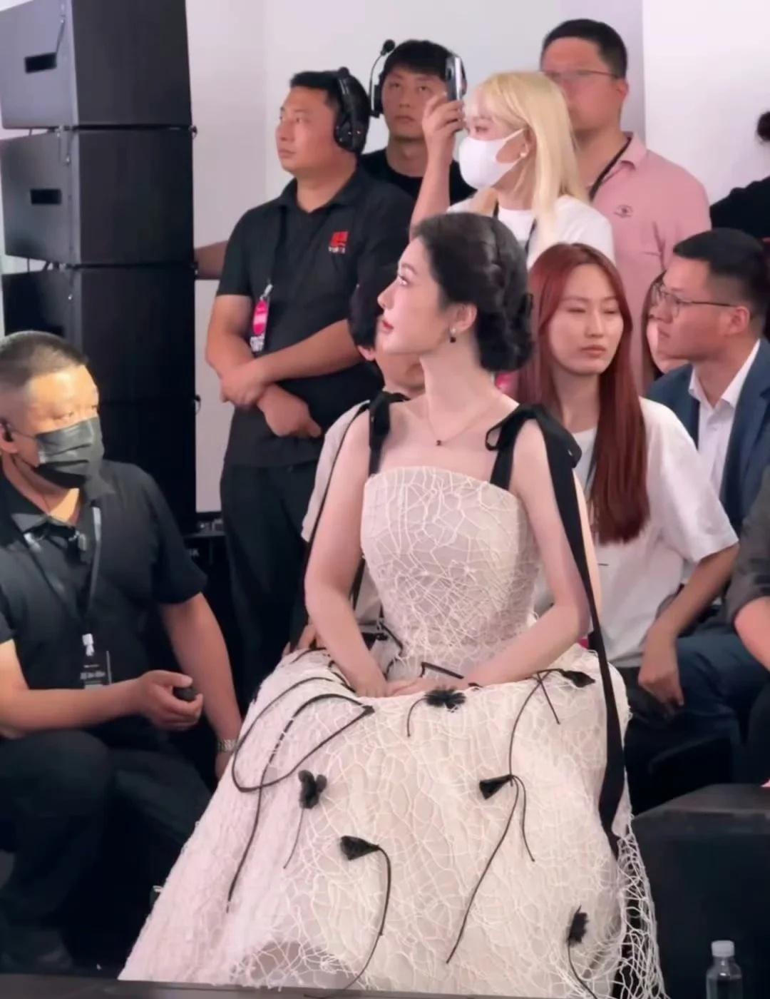 美这件事，她更有发言权，紫好萌好美